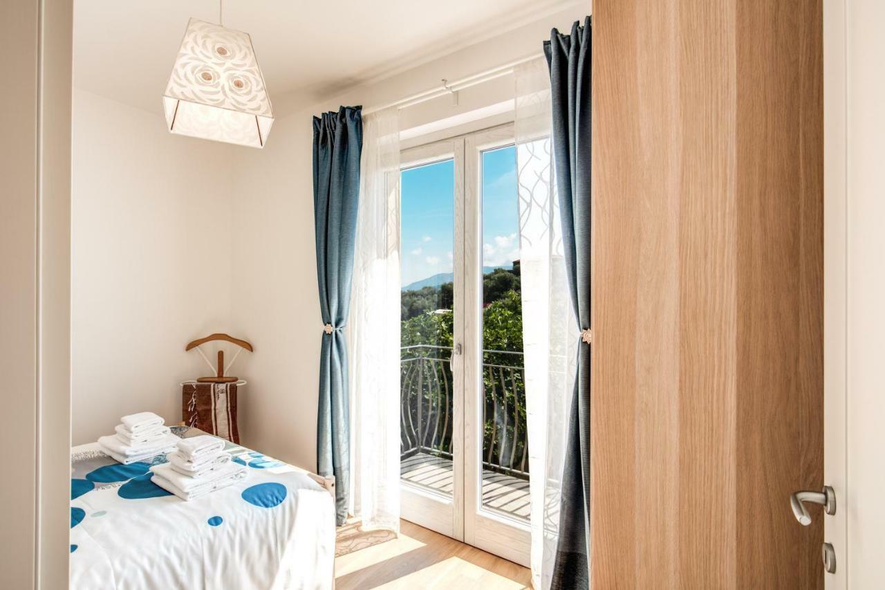Chez Carme' Lägenhet Sorrento Exteriör bild